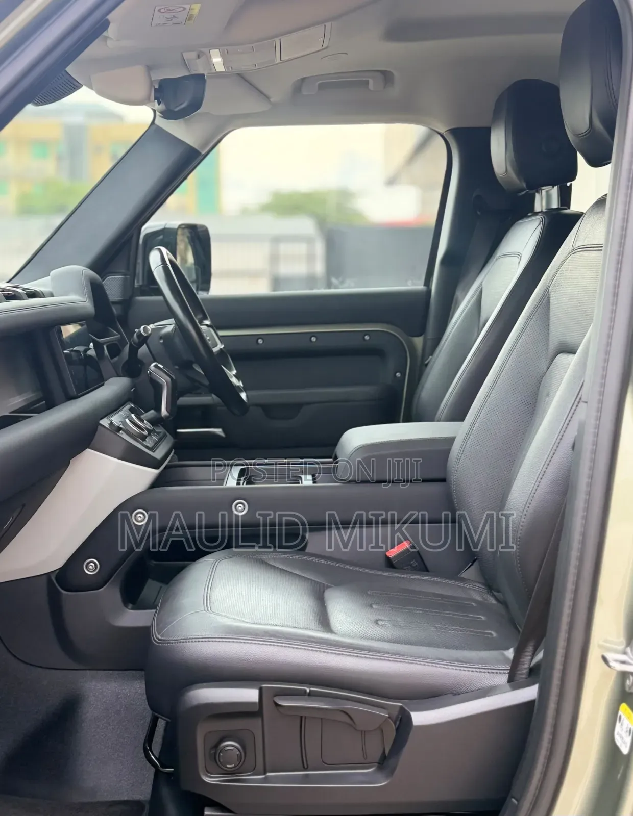 Land Rover Defender 2022 Silver