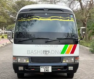 Toyota Coaster 1998 White