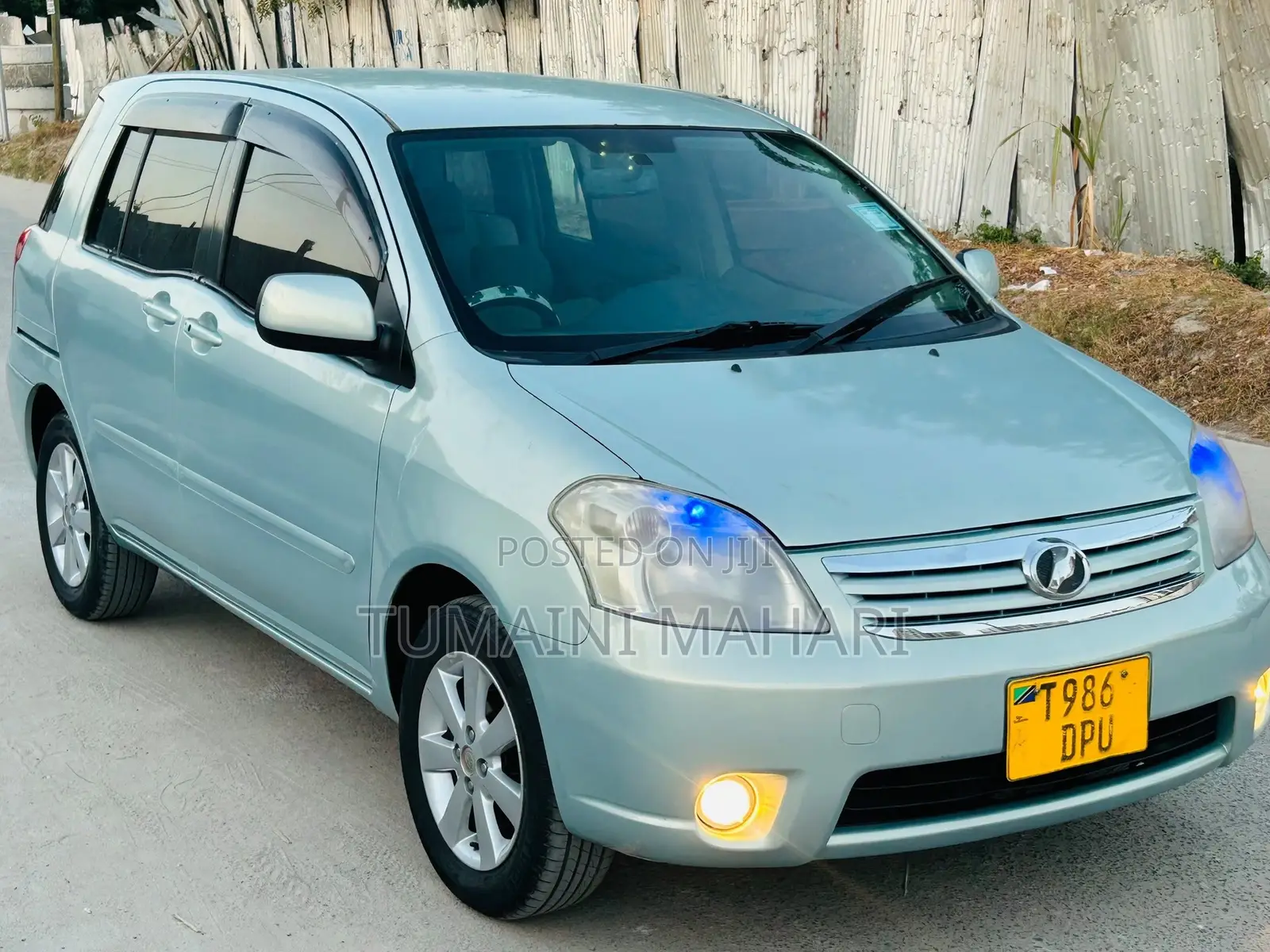 Toyota Raum 2005 Blue