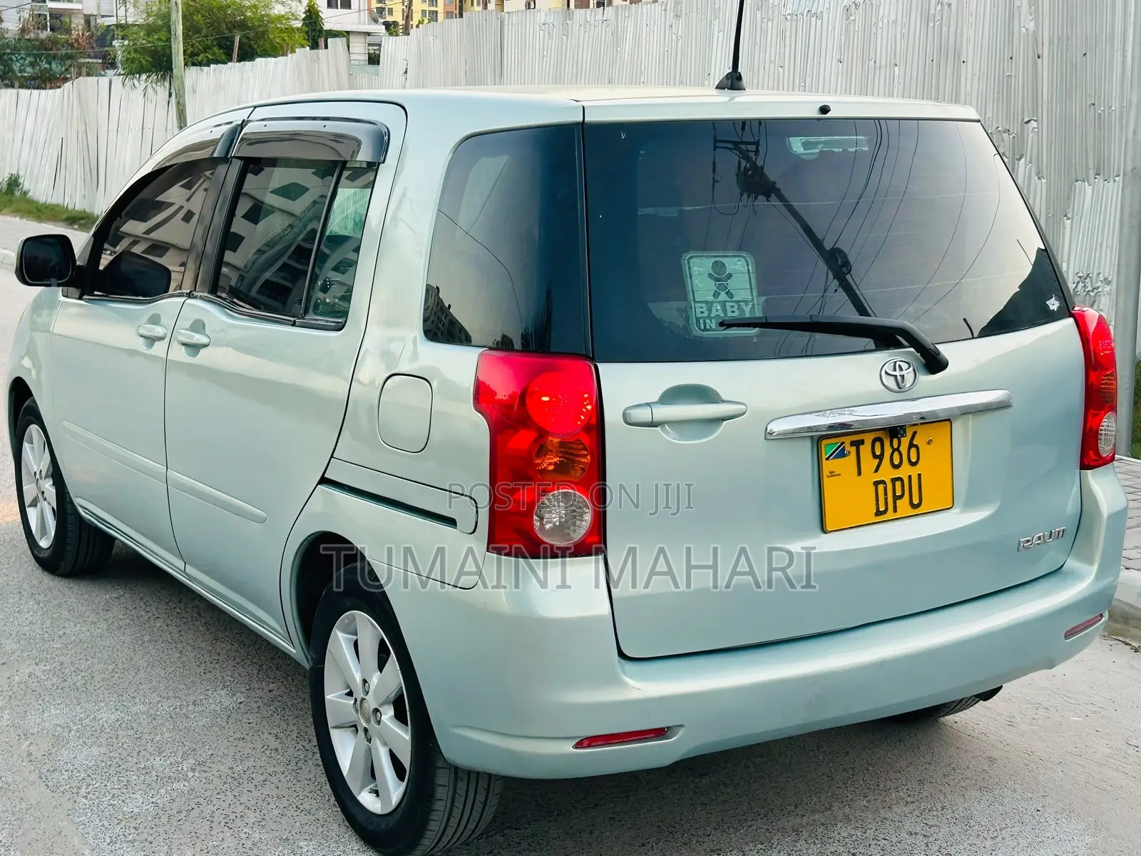 Toyota Raum 2005 Blue