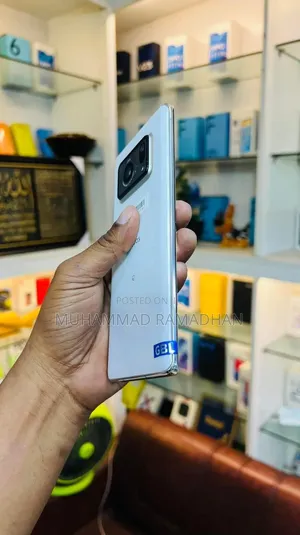 Sharp Aquos R6 128 GB Black