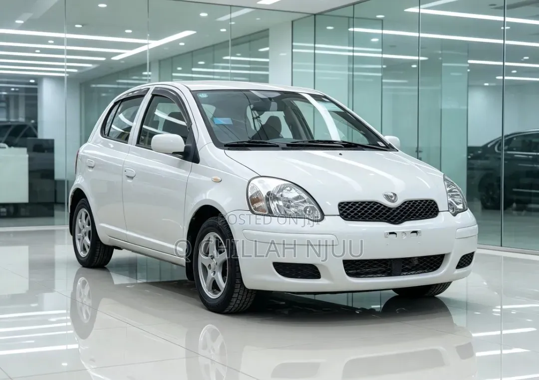 Toyota Vitz 2003 White
