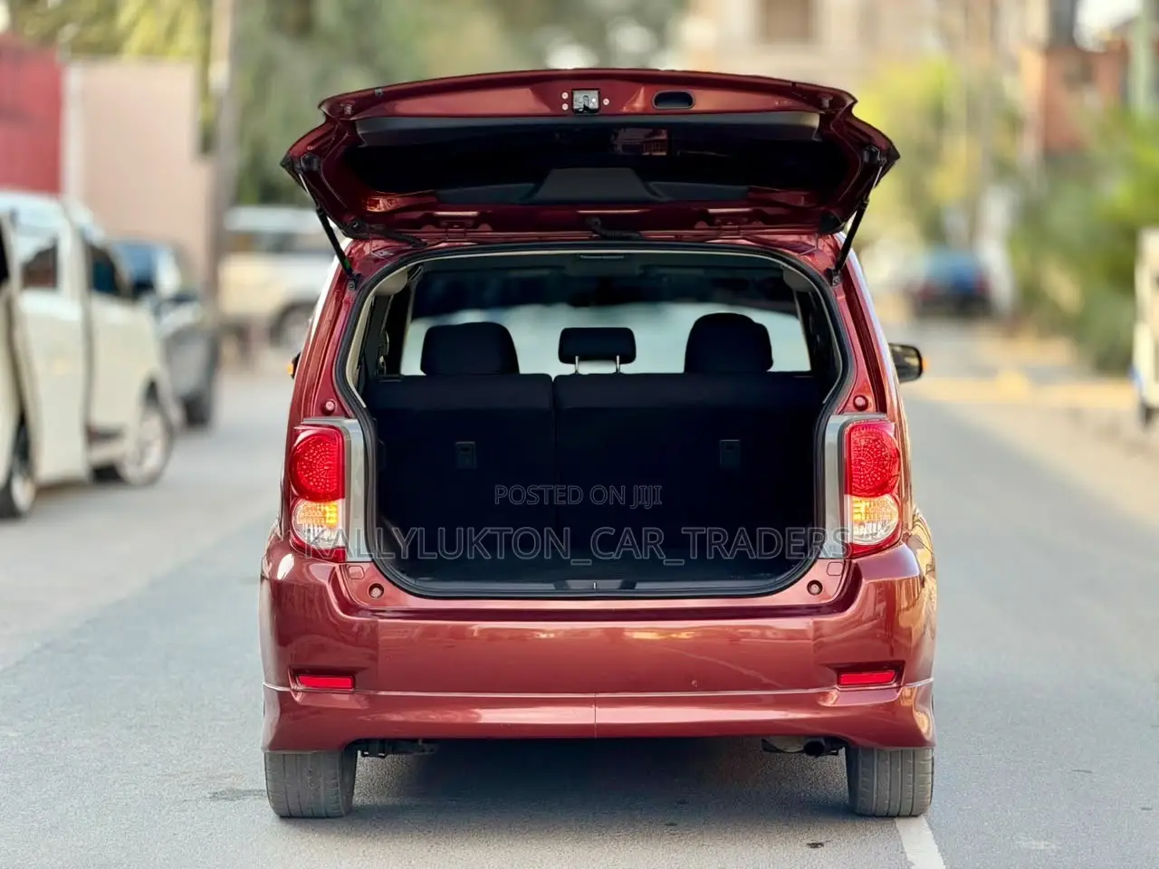 Toyota Corolla Rumion 2012 Maroon