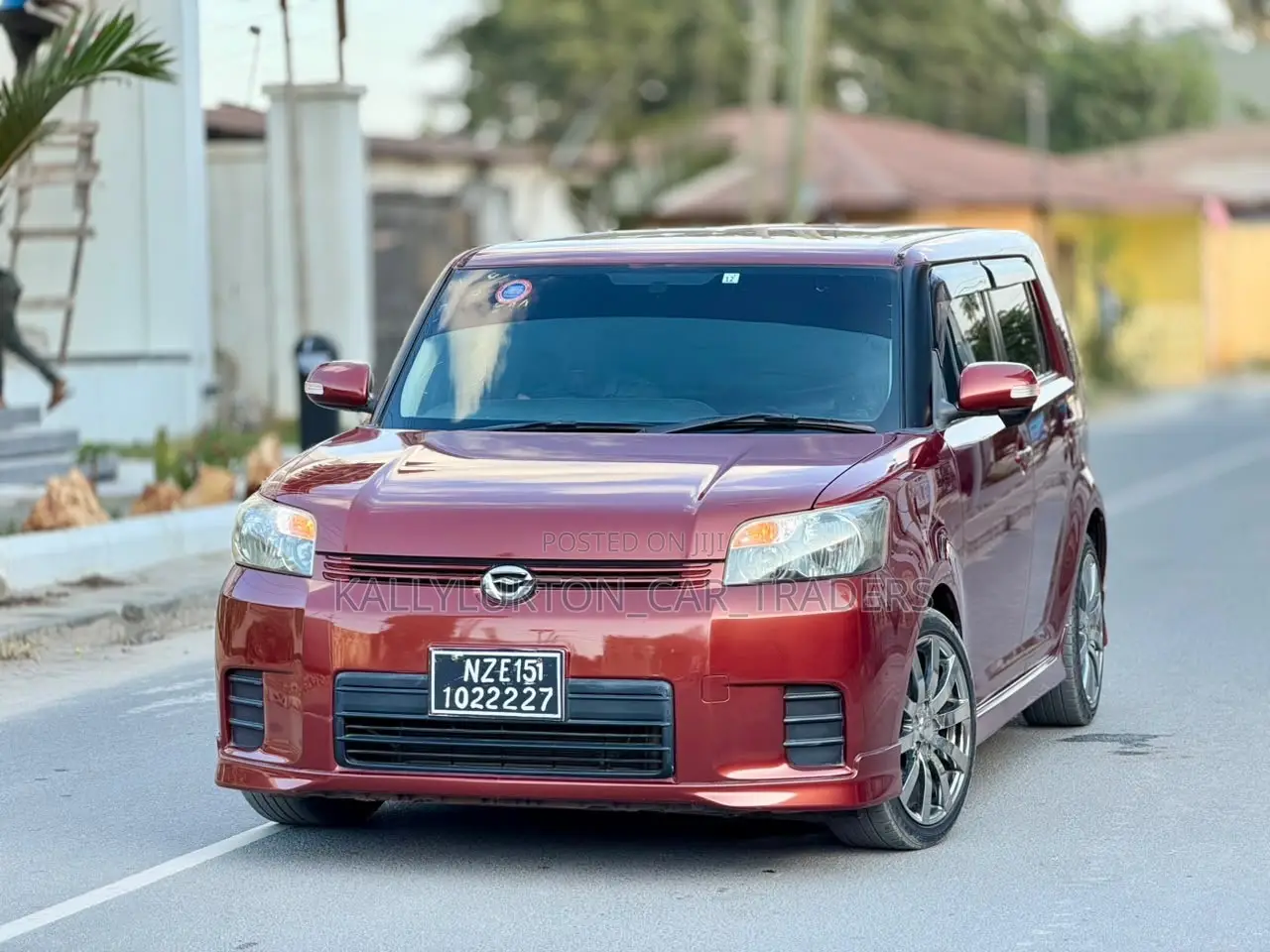 Toyota Corolla Rumion 2012 Maroon
