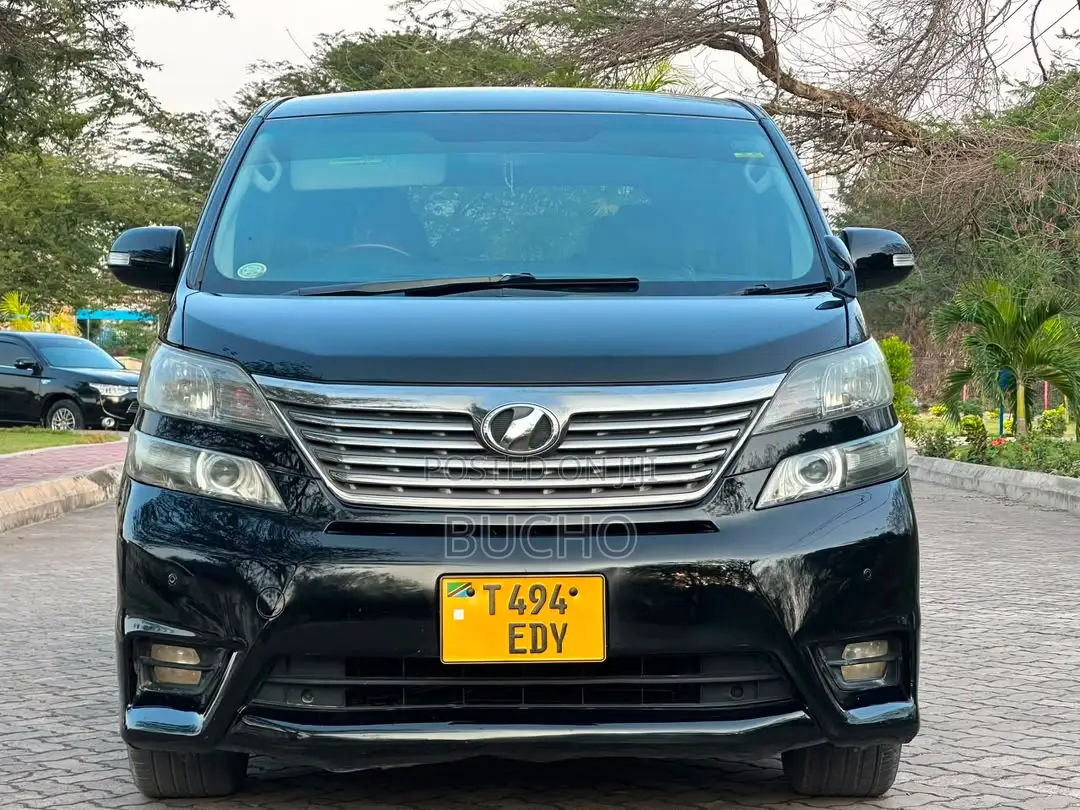 Toyota Vellfire 2010 Black