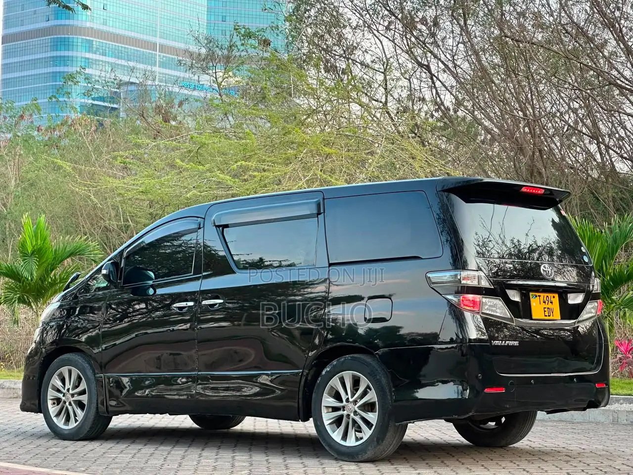 Toyota Vellfire 2010 Black