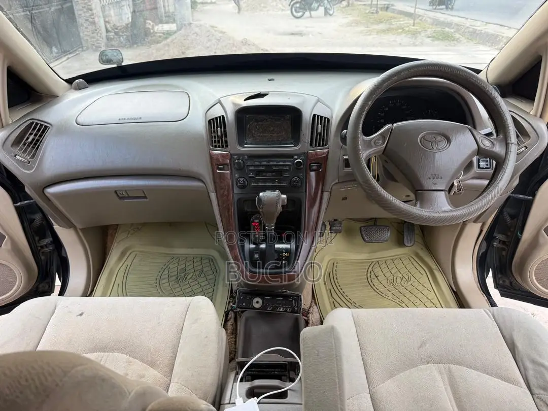 Toyota Harrier 2003 Black