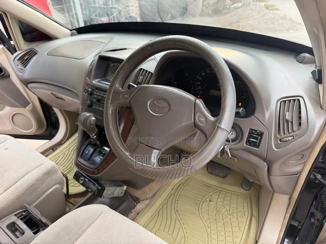 Toyota Harrier 2003 Black
