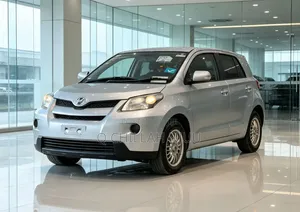 Toyota IST 2009 Silver