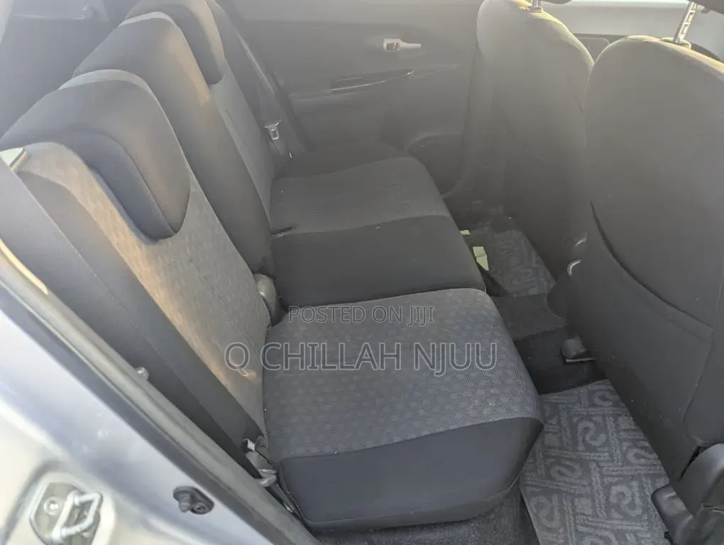 Toyota IST 2009 Silver