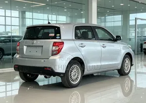 Toyota IST 2009 Silver