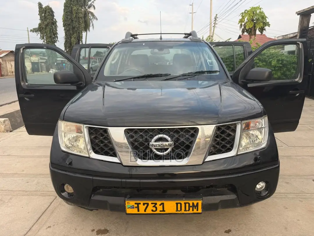 Nissan Navara 2008 Black