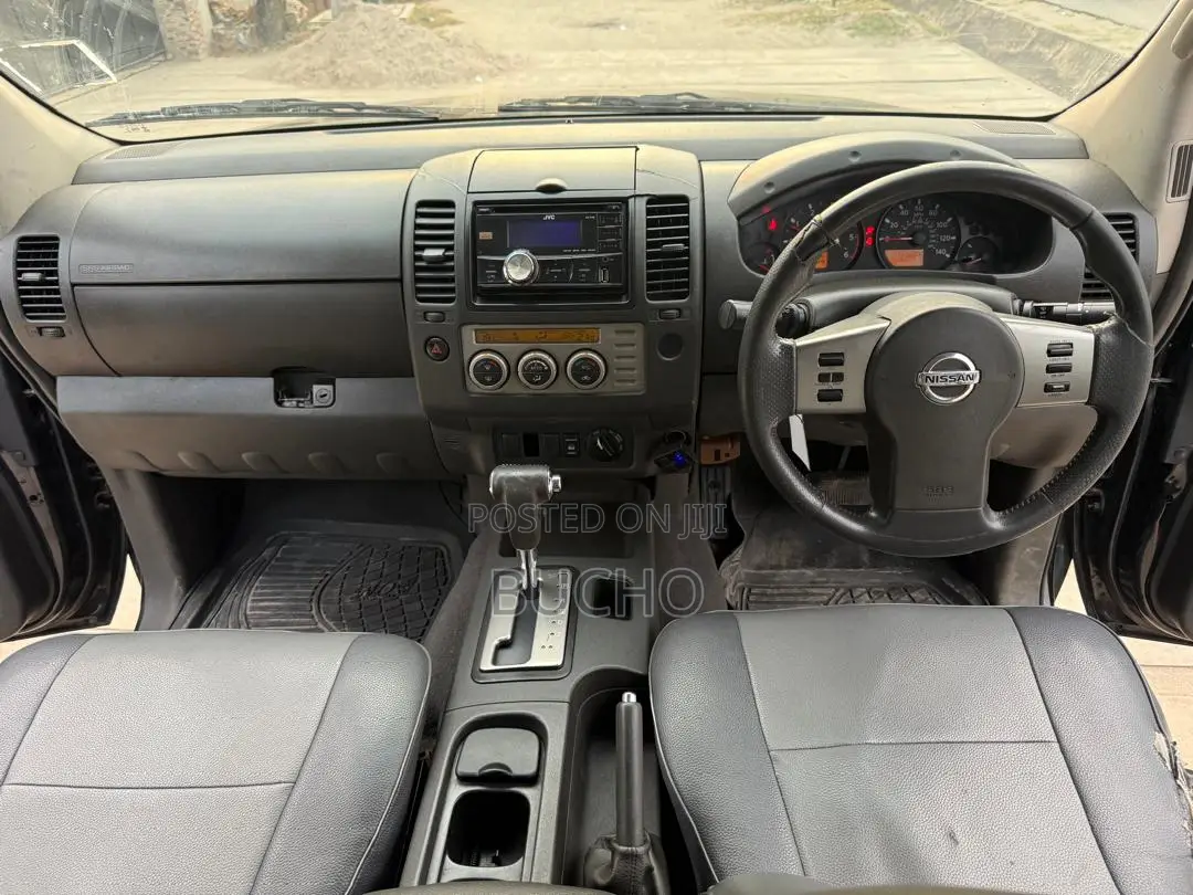 Nissan Navara 2008 Black