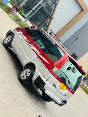 Toyota Noah 2001