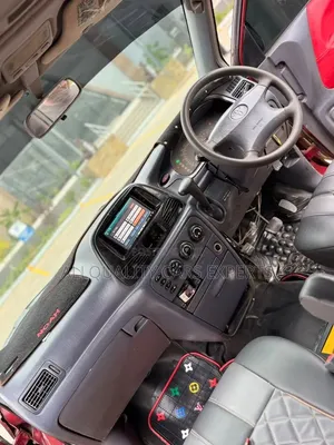 Toyota Noah 2001