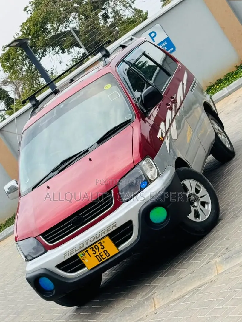Toyota Noah 2001