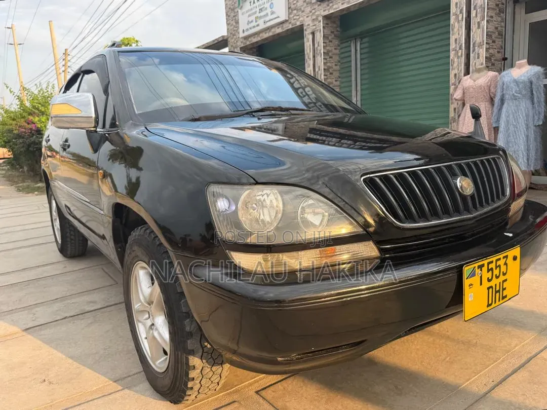 Toyota Harrier 2002 Black