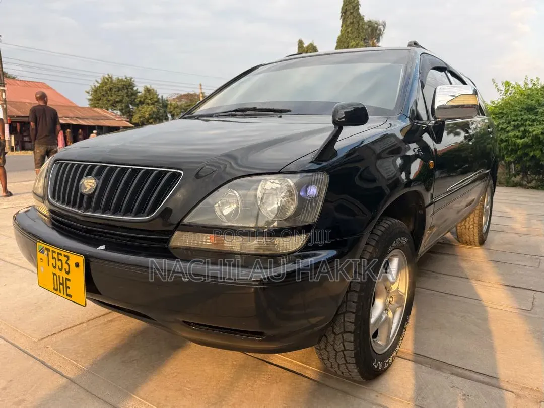 Toyota Harrier 2002 Black