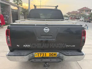 Nissan Navara 2008 Black