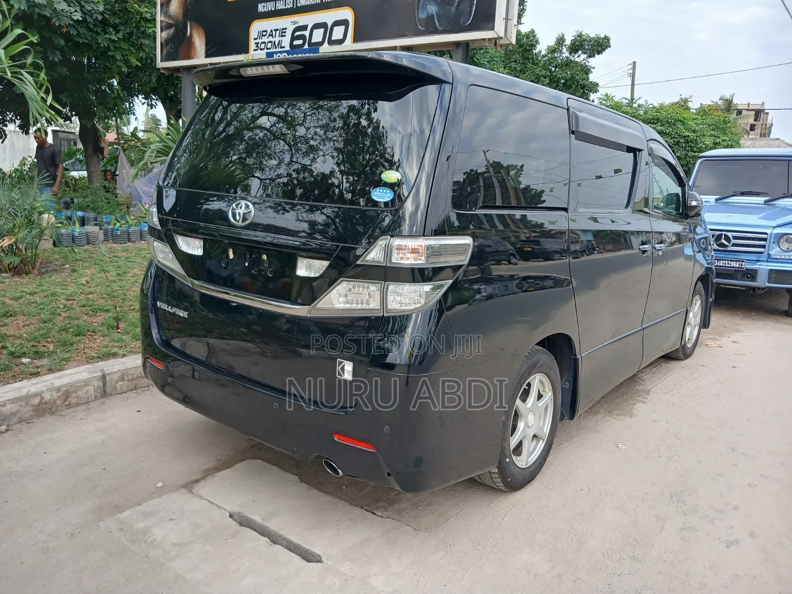 Toyota Alphard 2010 Black