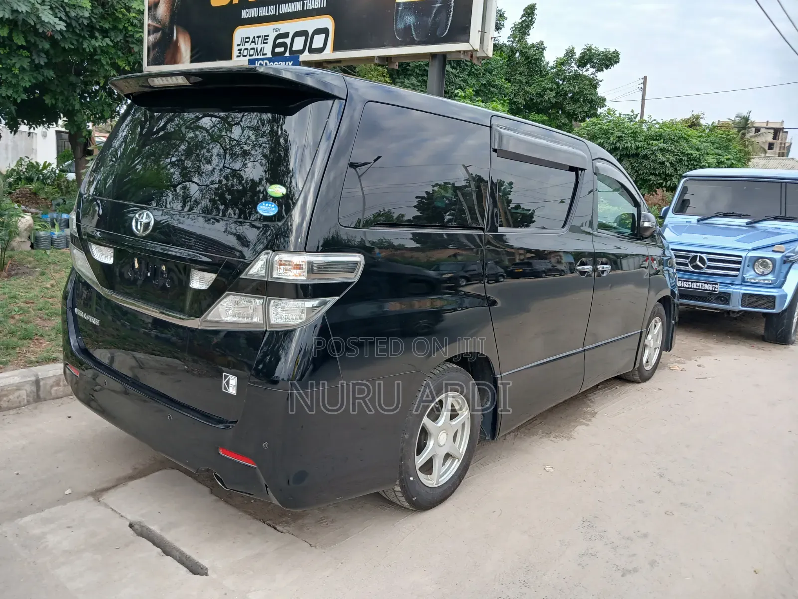 Toyota Alphard 2010 Black