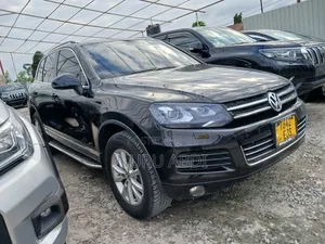 Volkswagen Tiguan 2015 Black