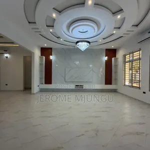 5bdrm House in Goba for sale