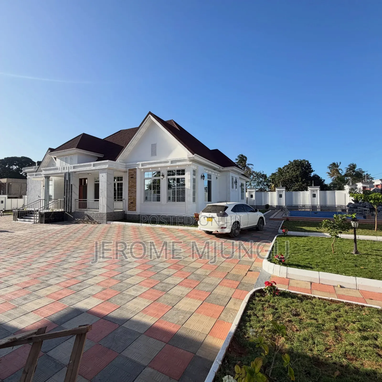 5bdrm House in Goba for sale