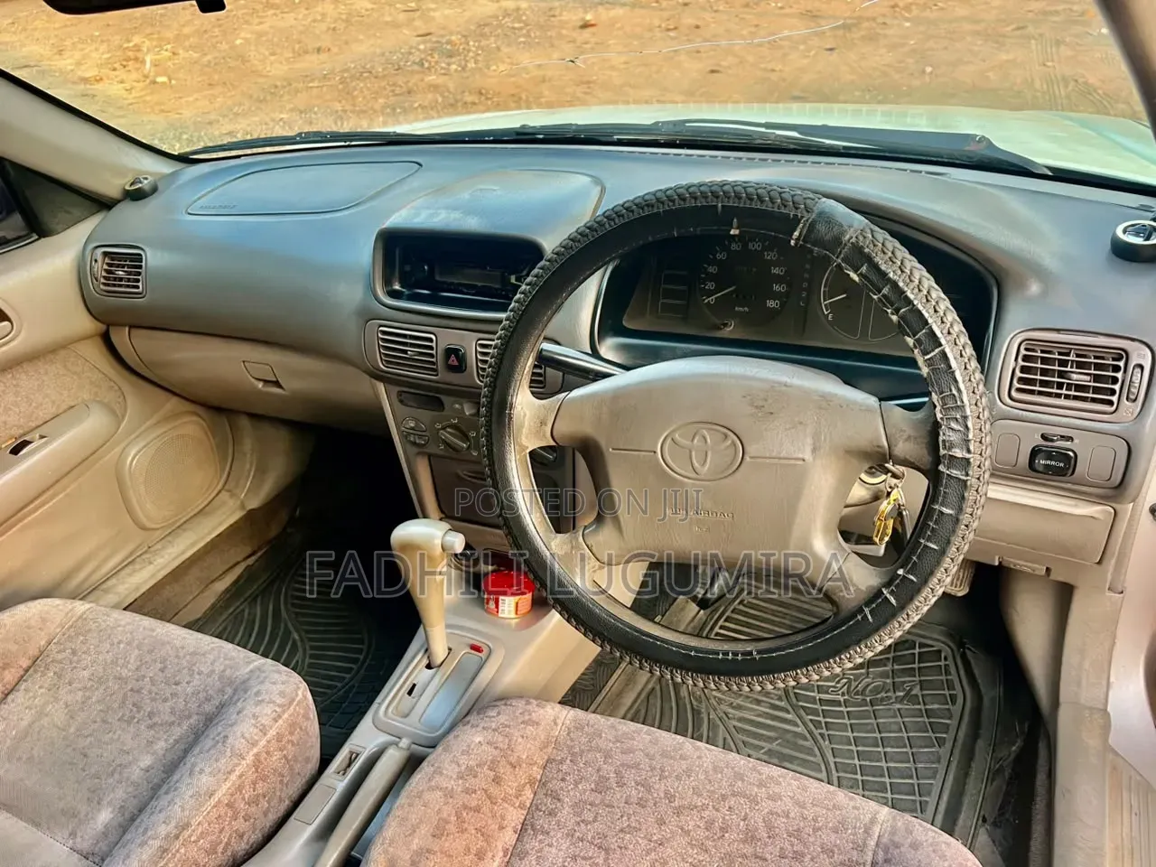Toyota Corolla 2000 White