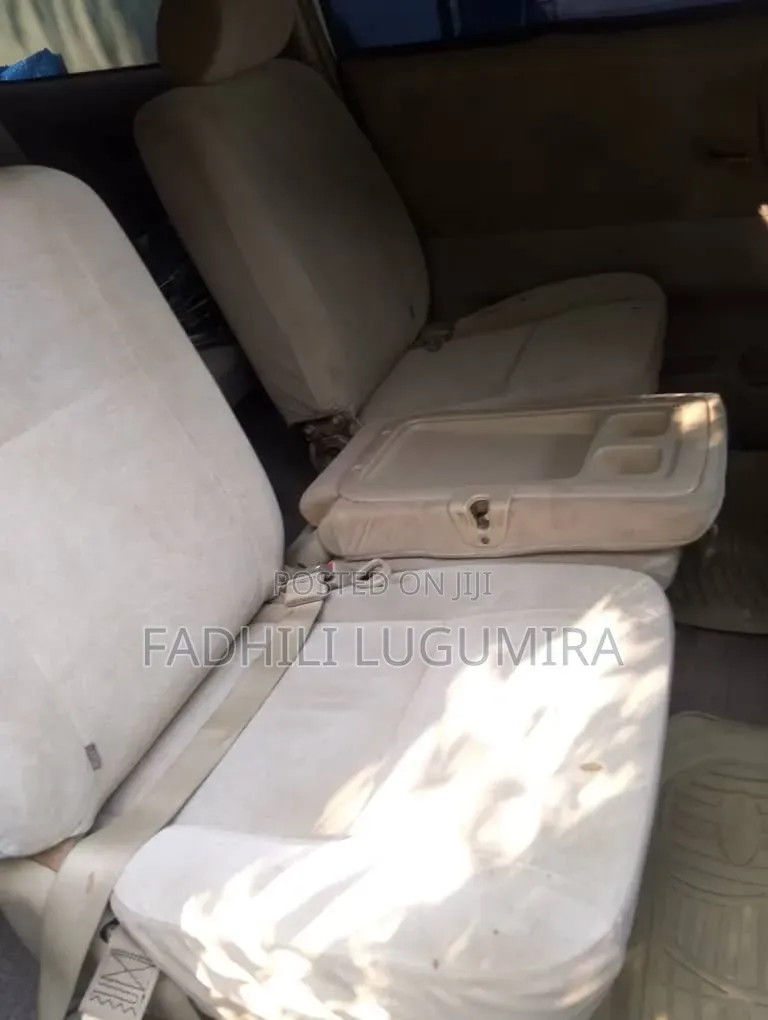 Toyota Noah 2001 Blue