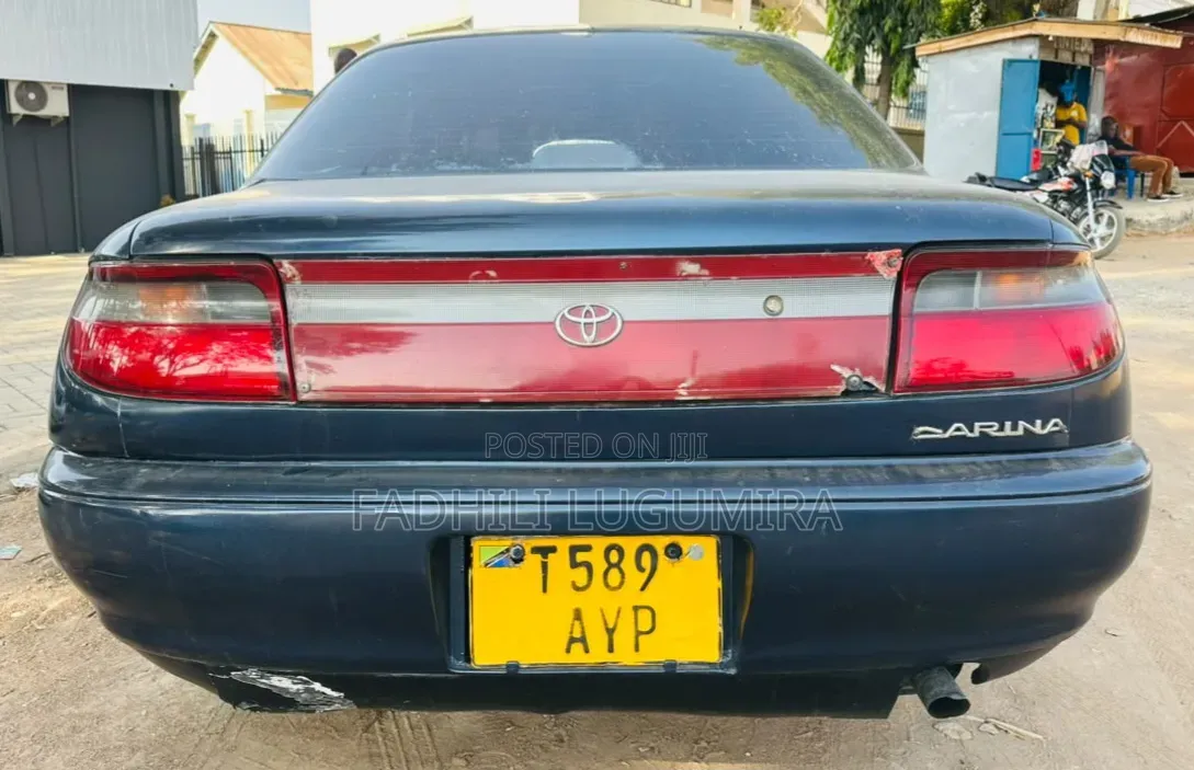 Toyota Carina 1998 Blue