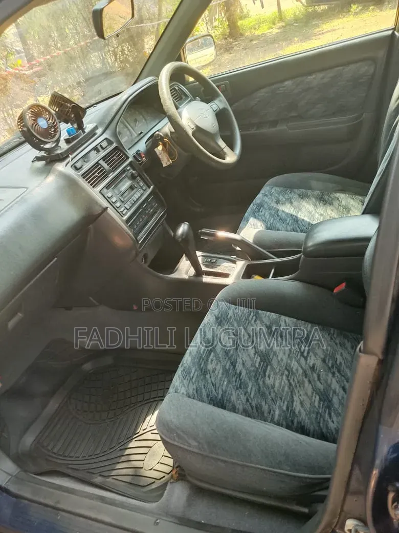 Toyota Carina 2001 Blue