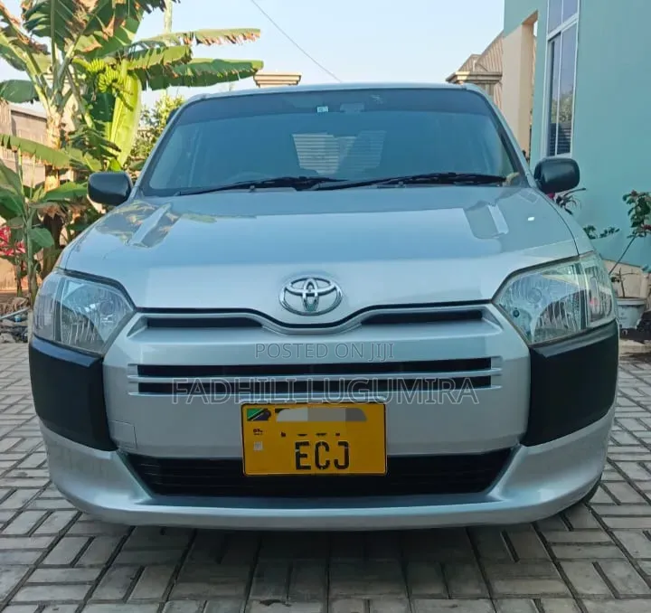 Toyota Probox 2015 Silver