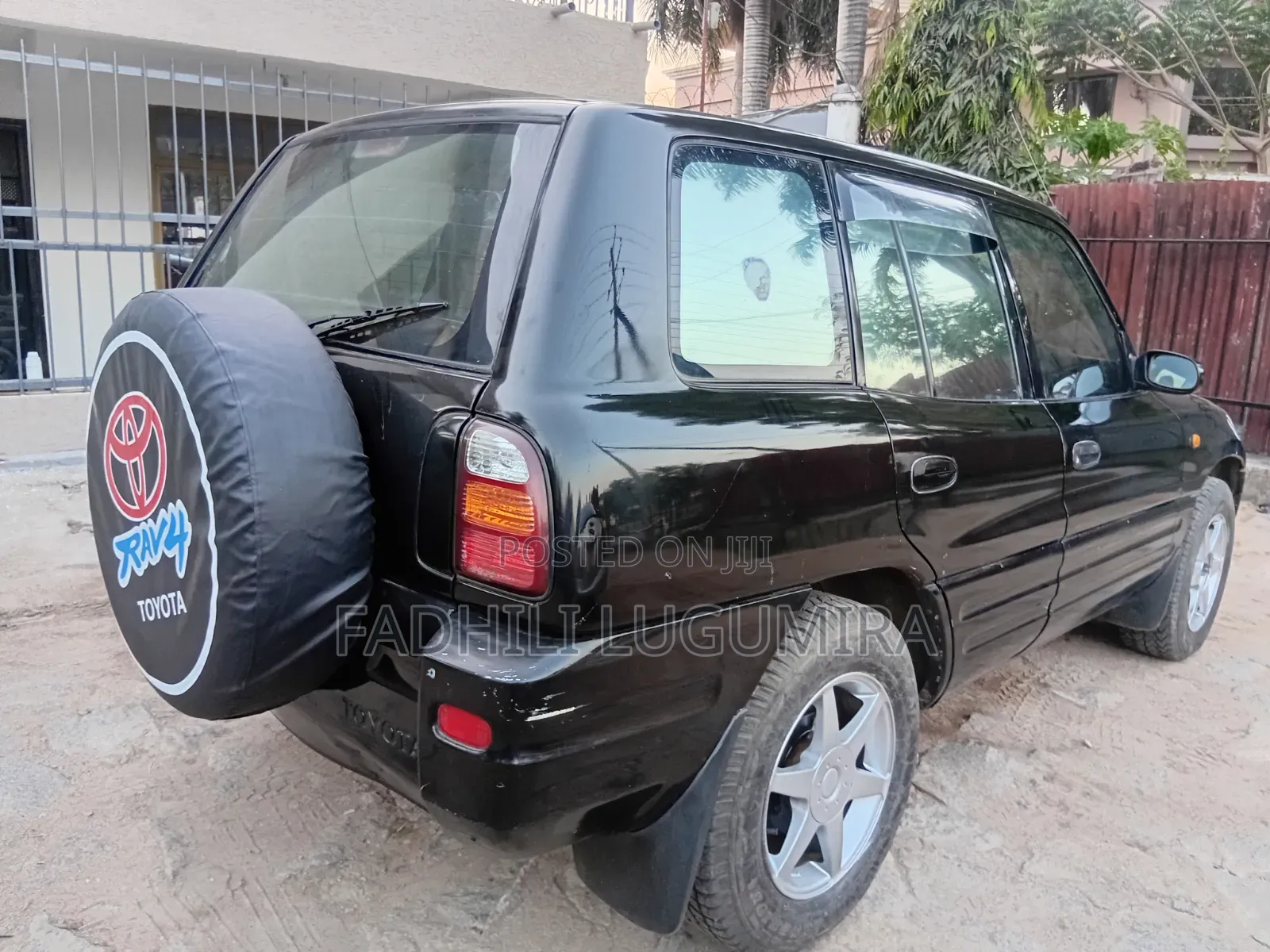 Toyota RAV4 1999 Black