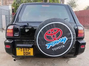 Toyota RAV4 1999 Black
