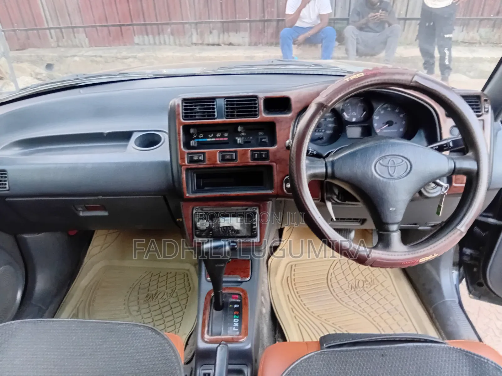 Toyota RAV4 1999 Black