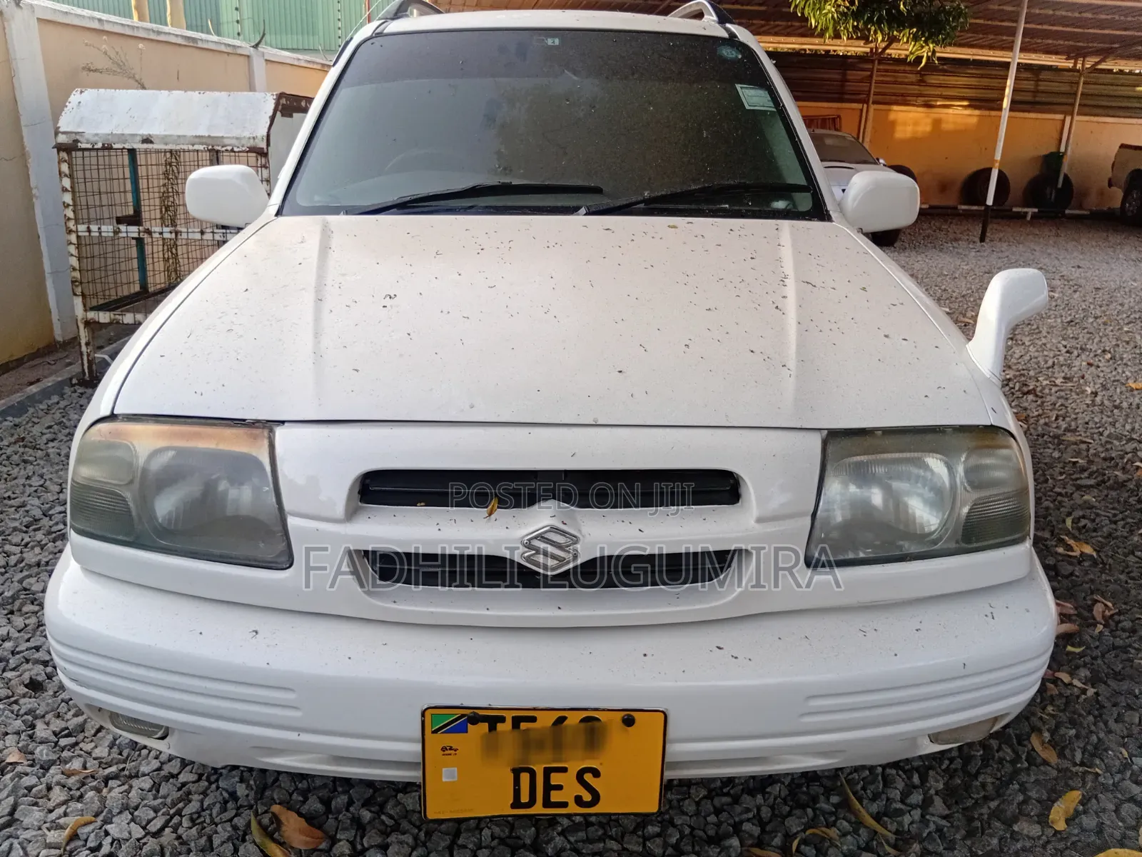Suzuki Escudo 2003 White