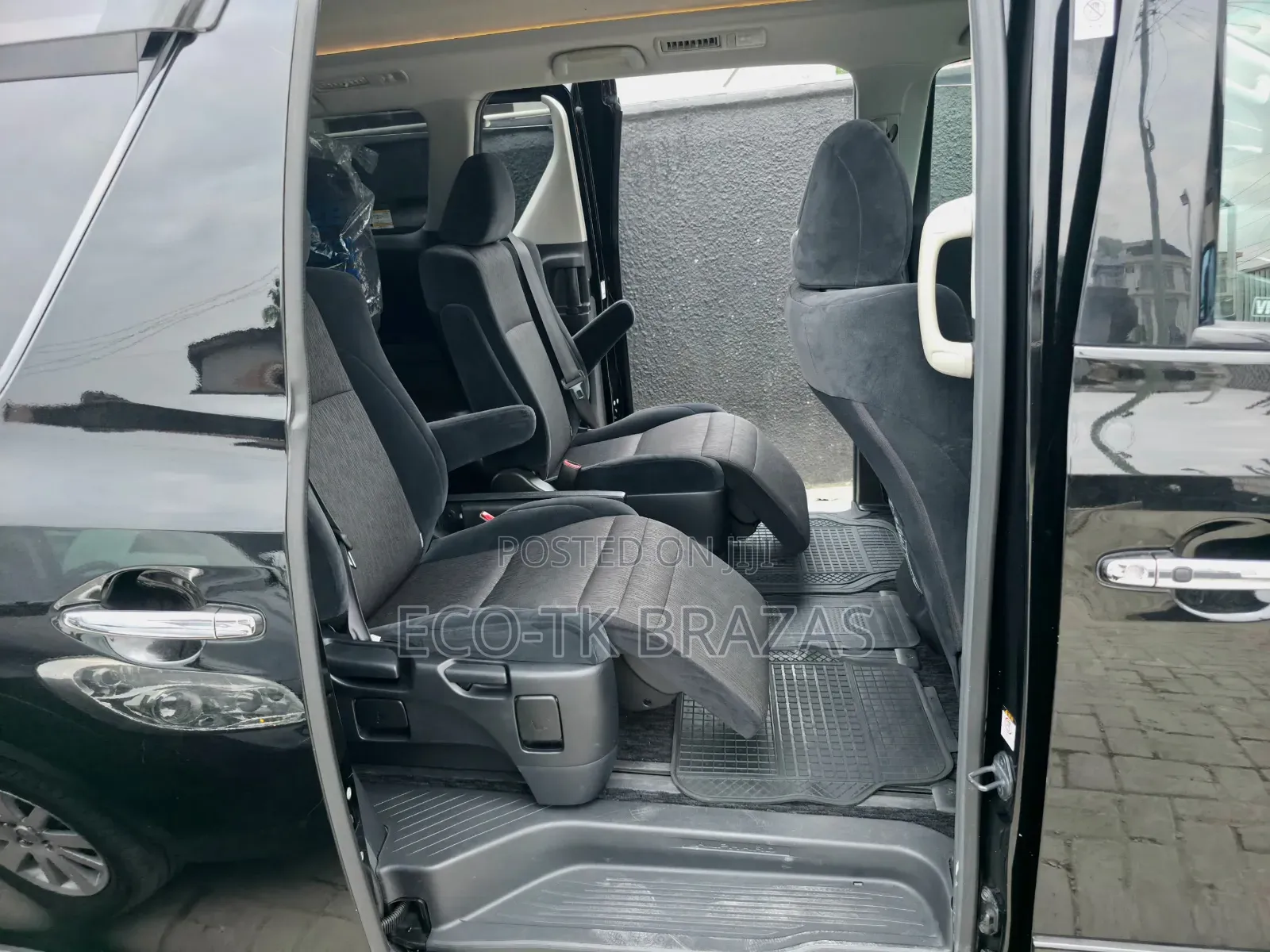 Toyota Alphard 2010 Black