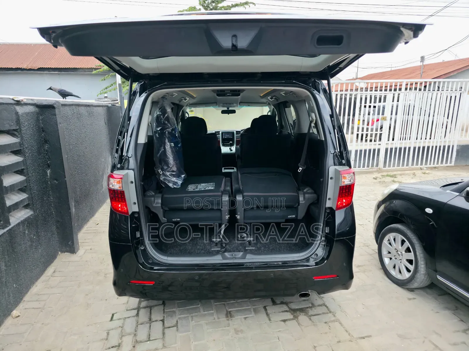 Toyota Alphard 2010 Black