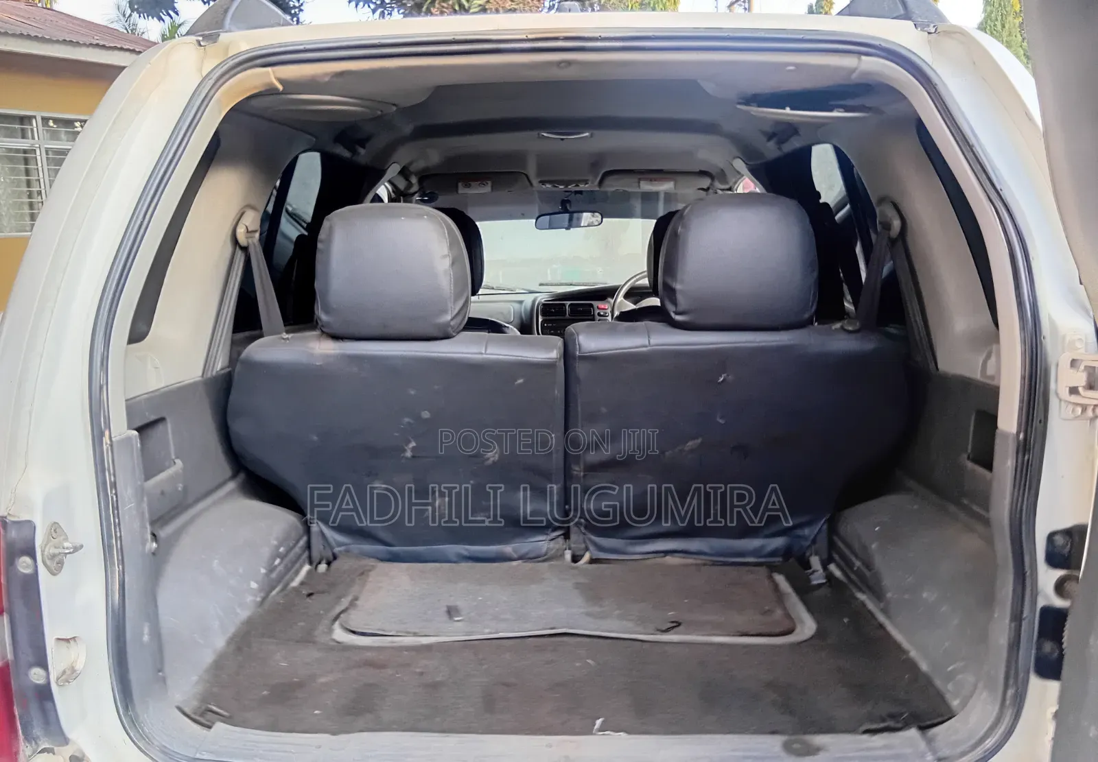 Suzuki Escudo 2003 White