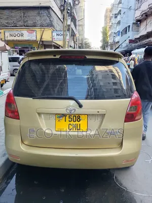 Toyota Corolla Spacio 2003 Gold