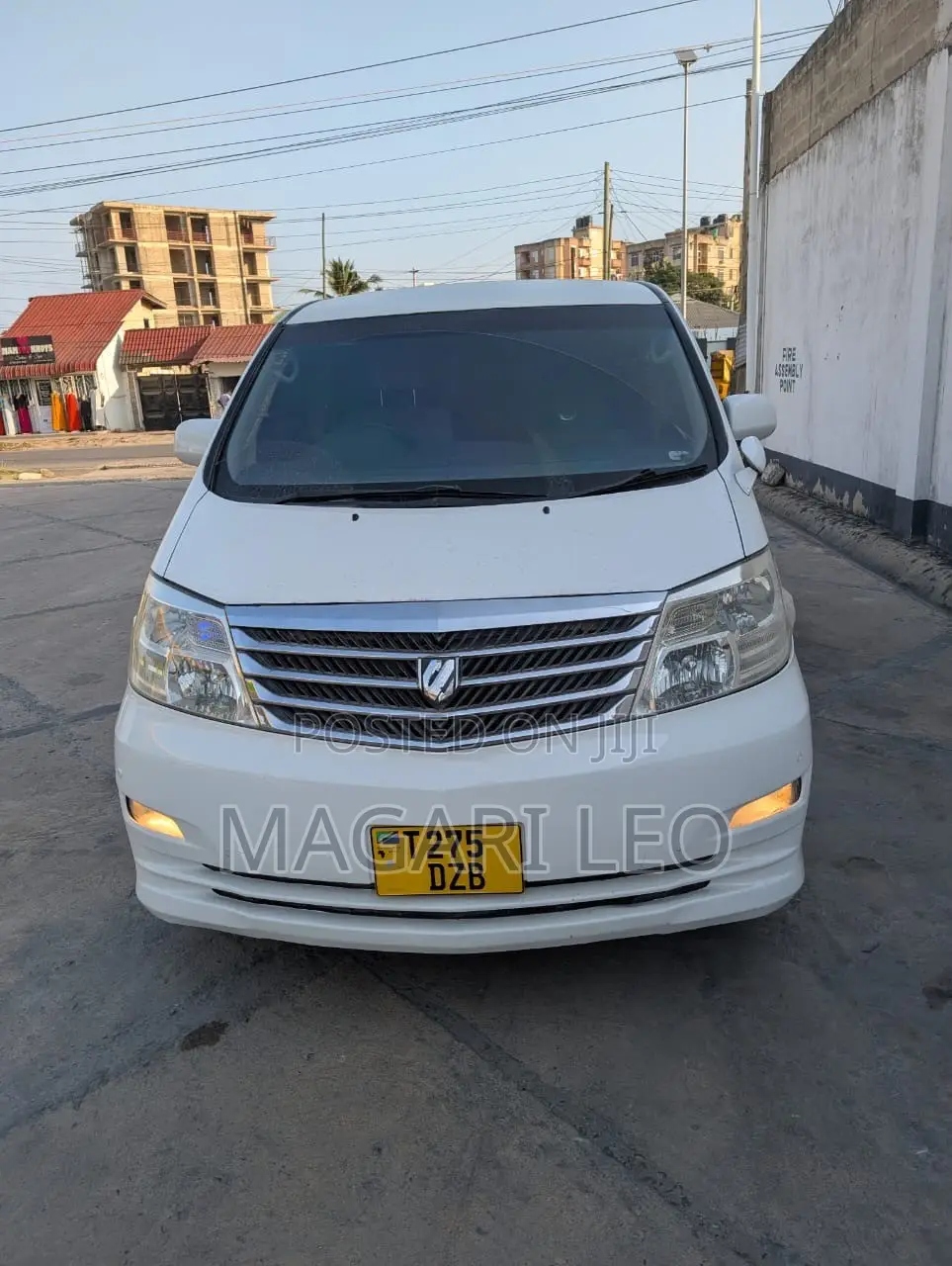 Toyota Alphard 2.4 Petrol FWD 2006 Pearl