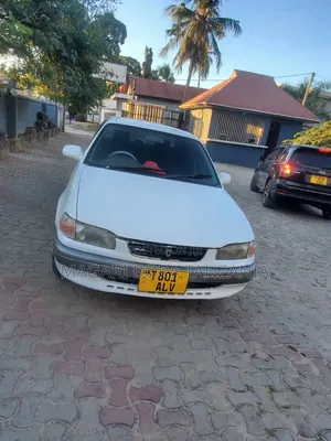 Toyota Sprinter 2000 White