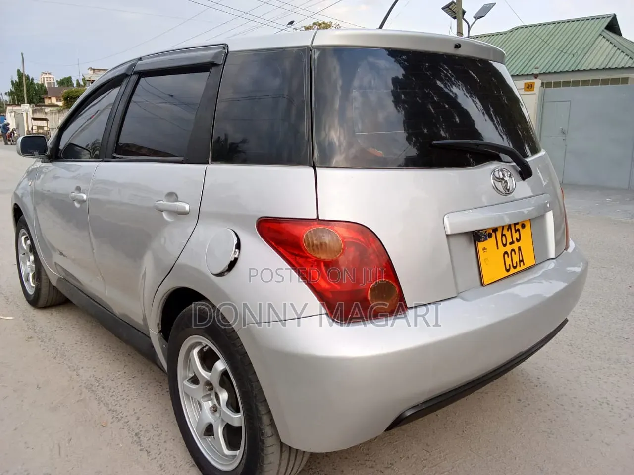 Toyota IST 2004 Silver