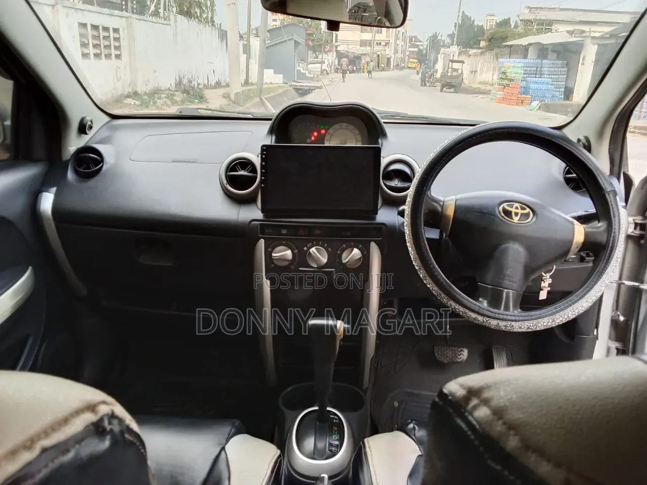 Toyota IST 2004 Silver