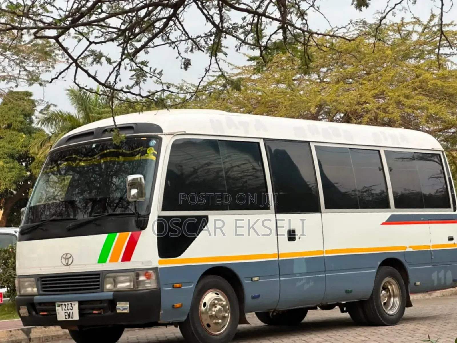 Toyota Coaster 1998 White