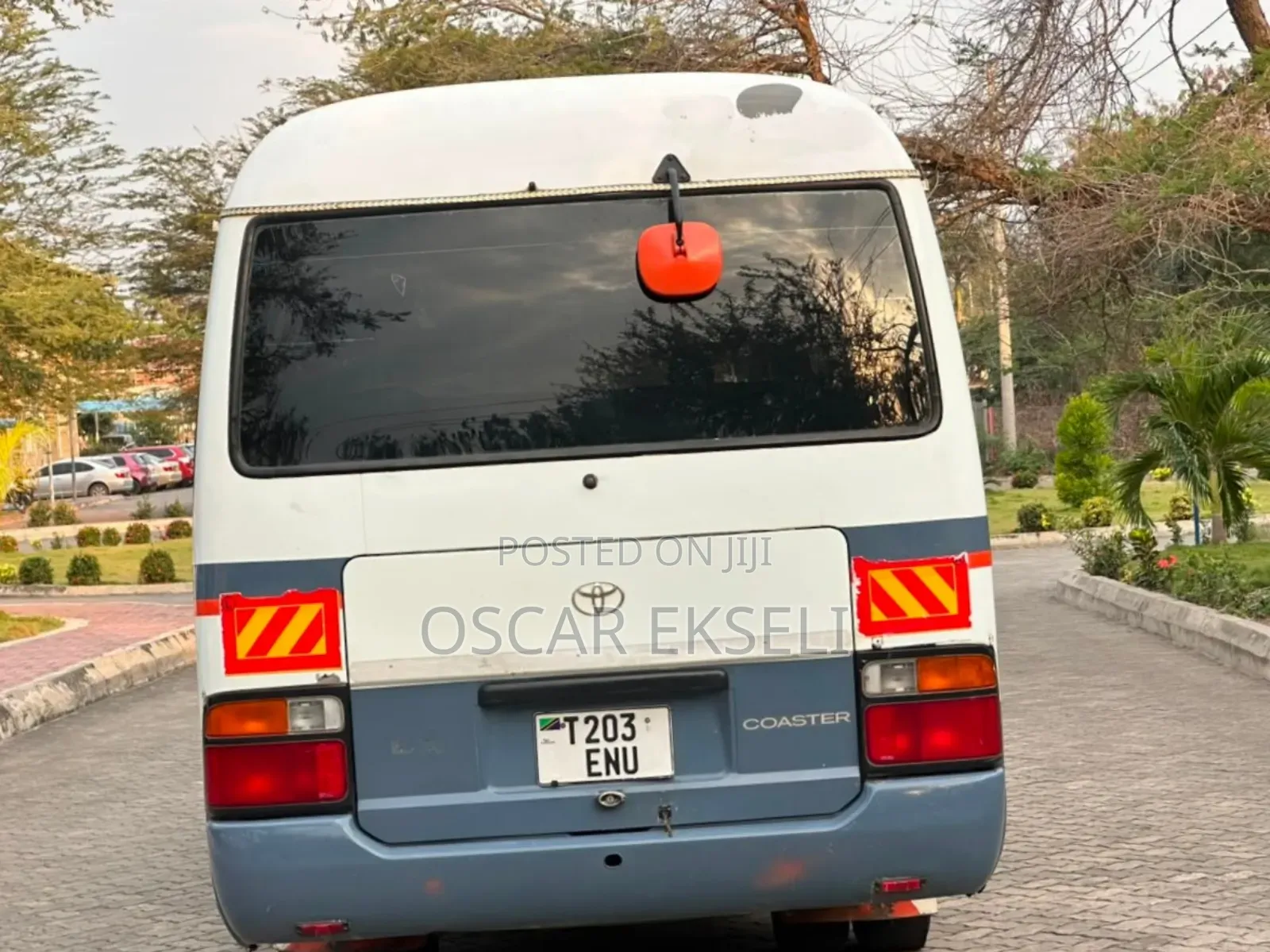 Toyota Coaster 1998 White