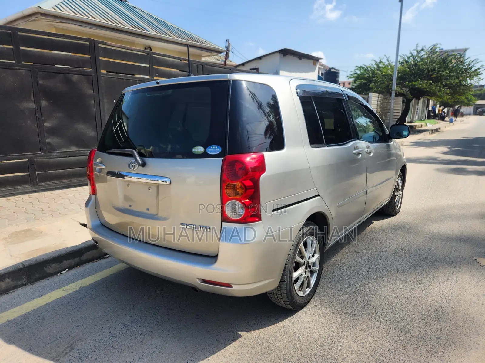 Toyota Raum 1.5 FWD 2005 Silver