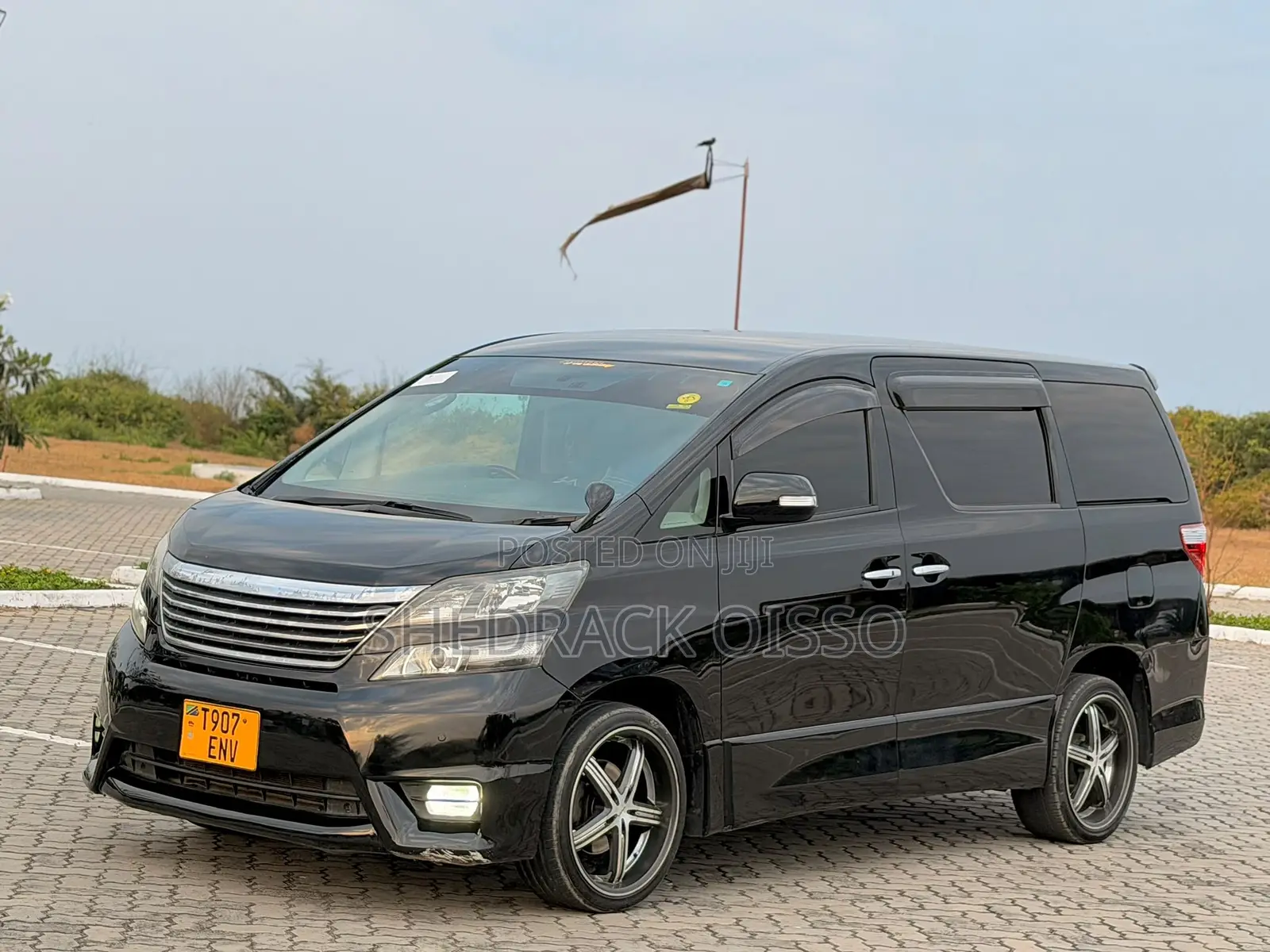 Toyota Vellfire 2009 Black