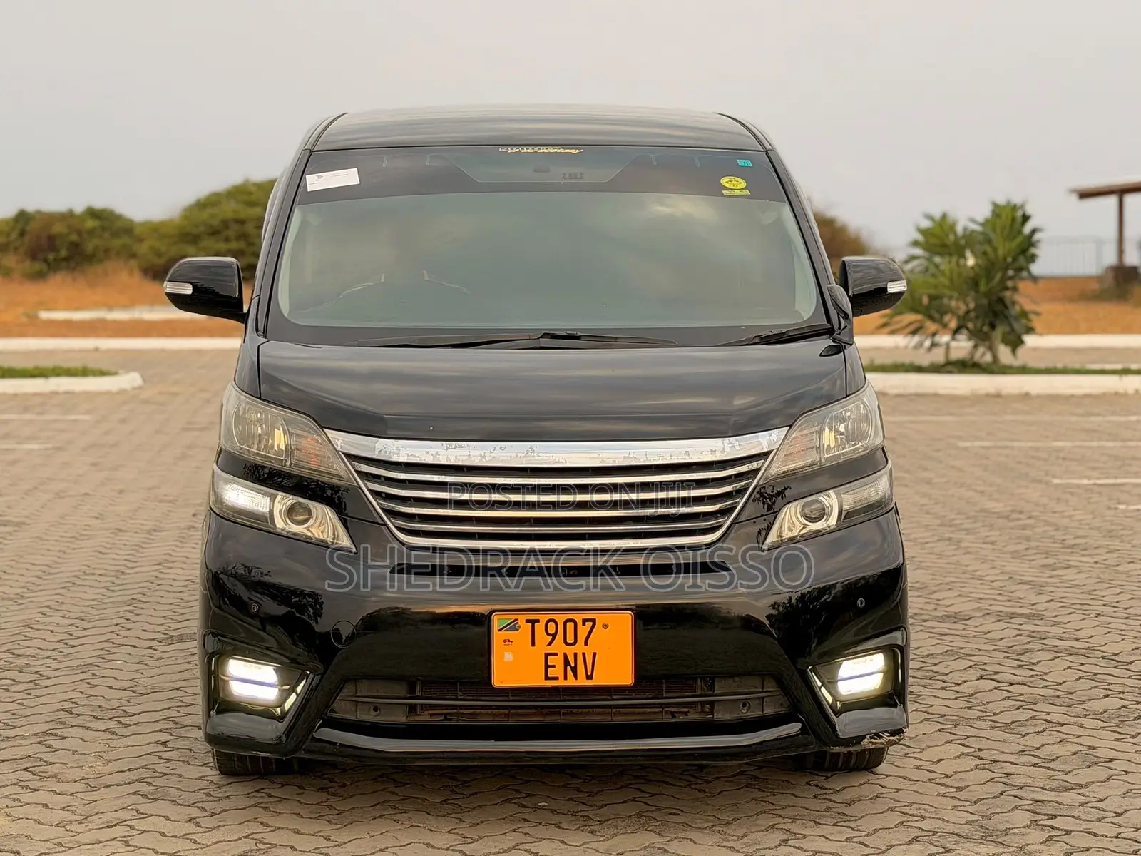 Toyota Vellfire 2009 Black